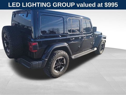 Used 2019 Jeep Wrangler Unlimited Sahara image 9