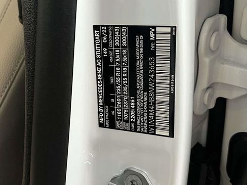 Certified 2022 Mercedes-Benz GLB 250 4MATIC image 18