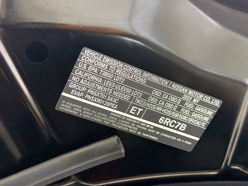 Used 2023 Nissan Rogue SV image 17