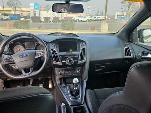 Used 2017 Ford Focus RS image 10