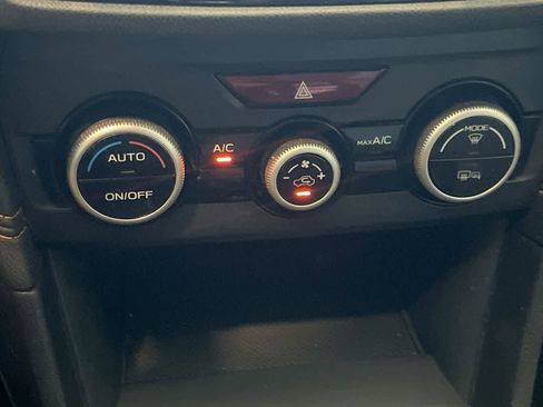 Used 2023 Subaru Crosstrek 2.0i Premium image 19