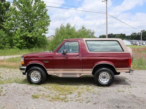 Used 1996 Ford Bronco Eddie Bauer AWD/4WD image 4