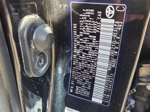 Used 2020 Toyota Corolla LE image 20