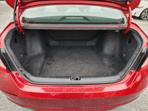 Used 2019 Honda Accord LX image 18