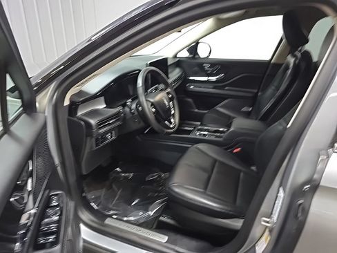Used 2023 Lincoln Corsair AWD w/ Equipment Group 101A image 34