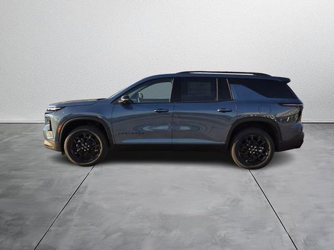 New 2026 Chevrolet Traverse LT w/ Midnight/Sport Edition image 3