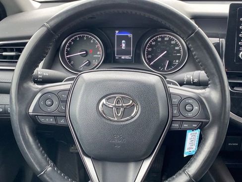 Used 2023 Toyota Camry SE image 8