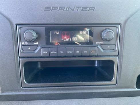Used 2024 Mercedes-Benz Sprinter 2500 image 21