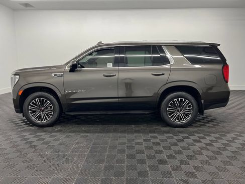 Used 2021 GMC Yukon SLE image 2