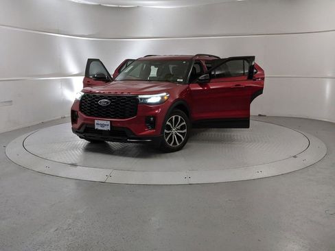 New 2025 Ford Explorer ST-Line image 12