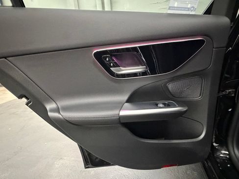 Used 2023 Mercedes-Benz C 300 Sedan image 39
