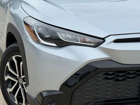 Used 2025 Toyota Corolla Cross AWD Hybrid image 3