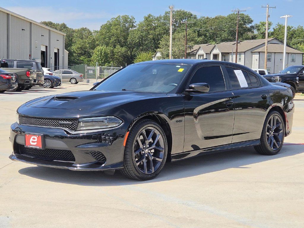 Used 2023 Dodge Charger R/T w/ Blacktop Package RWD image 3