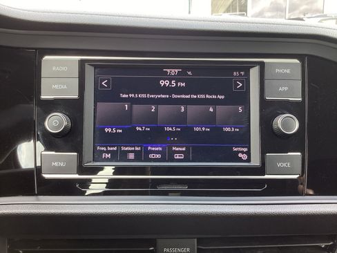 Used 2024 Volkswagen Jetta S FWD image 20