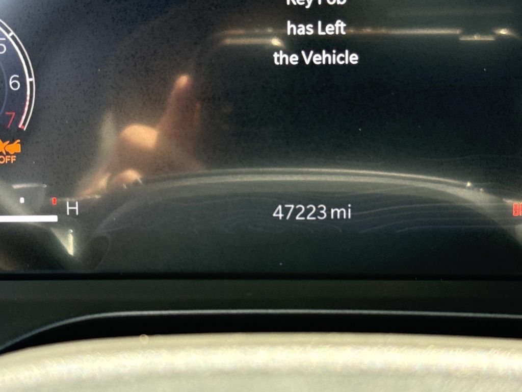 Used 2021 Jeep Grand Cherokee L Overland w/ Luxury Tech Group IV RWD image 40