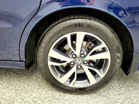 Used 2022 Honda Odyssey Touring image 9