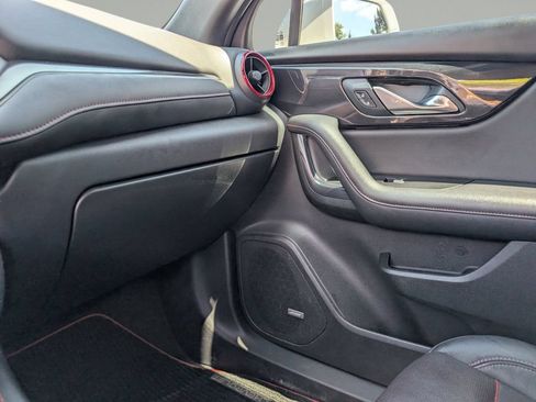 Used 2020 Chevrolet Blazer RS FWD image 29