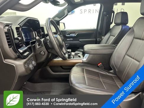 Used 2024 Chevrolet Silverado 1500 High Country w/ High Country Premium Package image 26