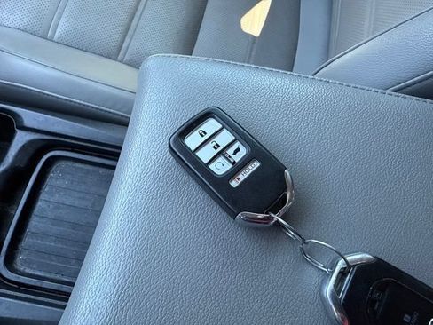 Used 2020 Honda CR-V EX-L image 19