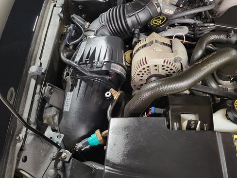 Used 1995 Ford Mustang GT RWD image 11
