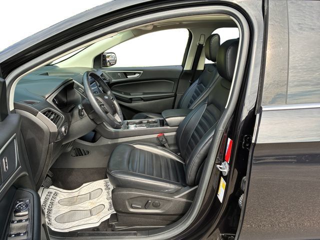 Certified 2023 Ford Edge SEL w/ Convenience Package AWD/4WD image 10