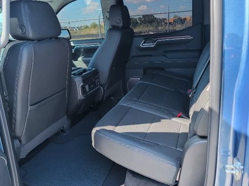 Used 2026 GMC Sierra 1500 Denali w/ Denali Reserve Package AWD/4WD image 17