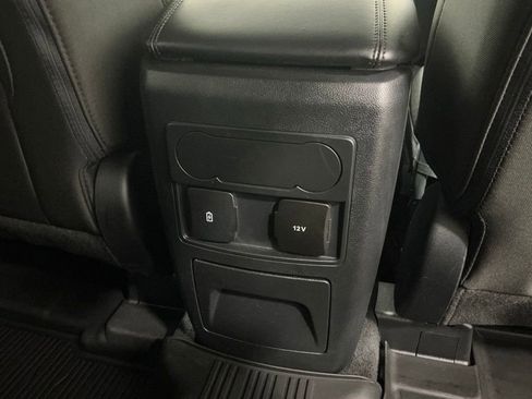 Used 2022 Ford Explorer XLT w/ Class IV Trailer Tow Package image 29