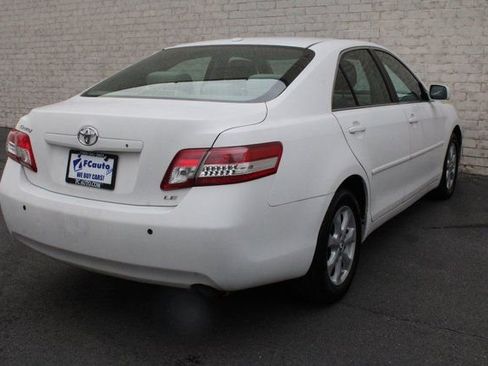 Used 2011 Toyota Camry LE w/ LE Extra-Value Pkg image 21