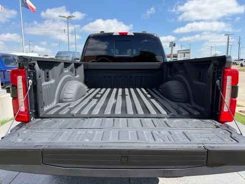 Used 2025 Ford F250 Lariat w/ Lariat Ultimate Package AWD/4WD image 7