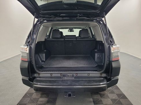 Used 2018 Toyota 4Runner TRD Off-Road Premium image 29