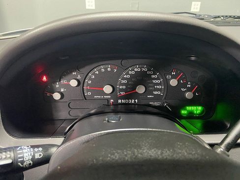 Used 2004 Ford Explorer XLT image 22