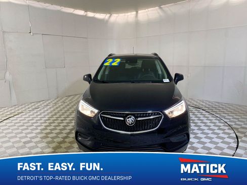 Used 2022 Buick Encore Preferred w/ Safety Package II AWD/4WD image 1