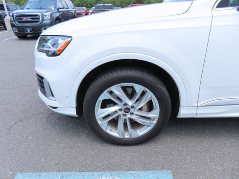 Used 2023 Audi Q7 3.0T Premium Plus AWD/4WD image 11