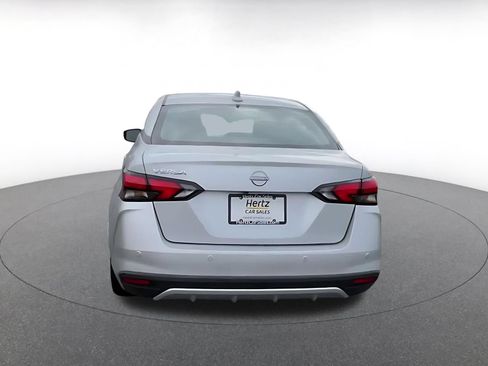 Used 2025 Nissan Versa SV FWD image 10