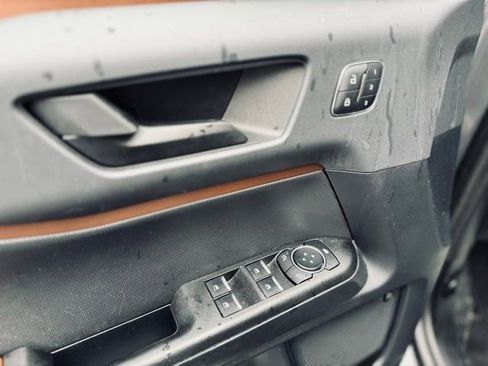 Used 2024 Ford Bronco Sport Outer Banks w/ Tech Package image 12