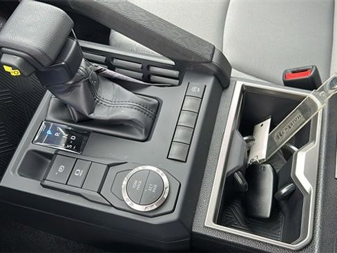 New 2026 Toyota Tacoma SR5 image 18