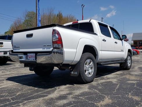Used 2015 Toyota Tacoma 4x4 Double Cab w/ SR5 Package image 7