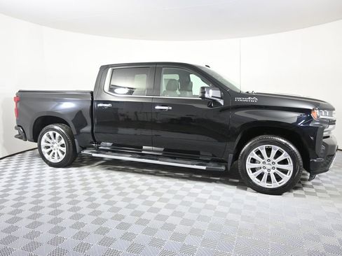 Used 2022 Chevrolet Silverado 1500 High Country AWD/4WD image 9