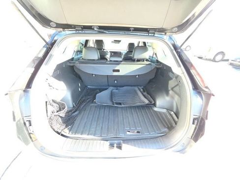 Used 2025 Kia Sportage EX FWD image 26