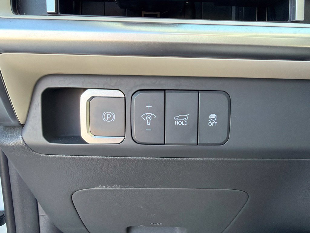 Used 2025 Hyundai Santa Fe SEL AWD/4WD image 30