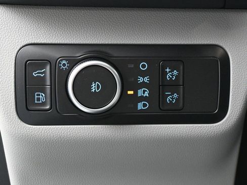 New 2025 Ford Escape SE image 12