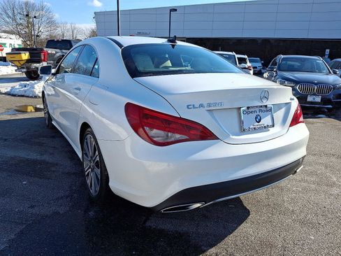 Used 2018 Mercedes-Benz CLA 250 4MATIC image 5