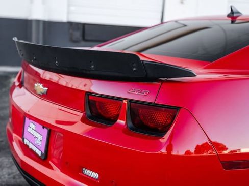 Used 2010 Chevrolet Camaro SS w/ RS Package image 29