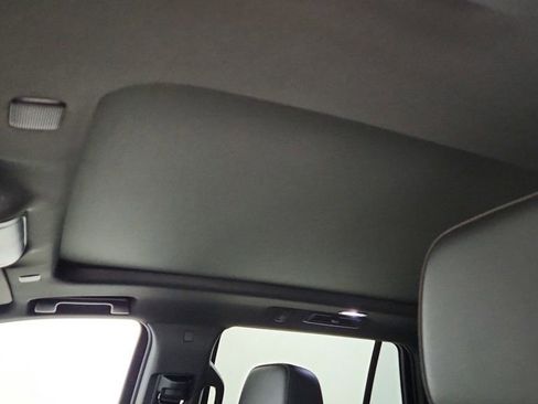 Used 2022 Chevrolet Tahoe RST w/ Luxury Package image 10