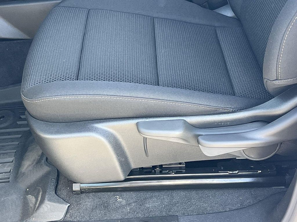 New 2026 GMC Canyon Elevation w/ Technology Package AWD/4WD image 21