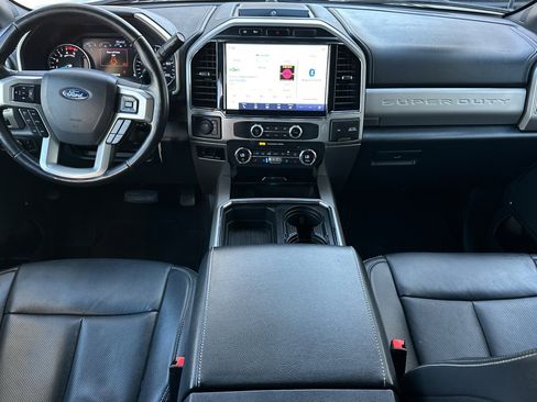 Used 2022 Ford F250 Lariat w/ Lariat Value Package image 12