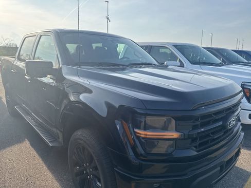 New 2026 Ford F150 XLT w/ Equipment Group 302A MID AWD/4WD image 23
