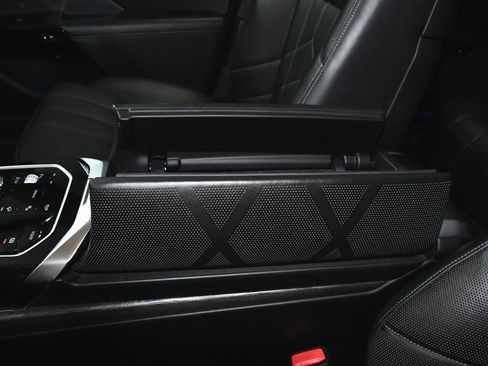 Used 2024 BMW 740i xDrive 740i xDrive image 74