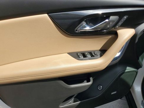 Certified 2021 Chevrolet Blazer Premier w/ Driver Confidence II Package image 20