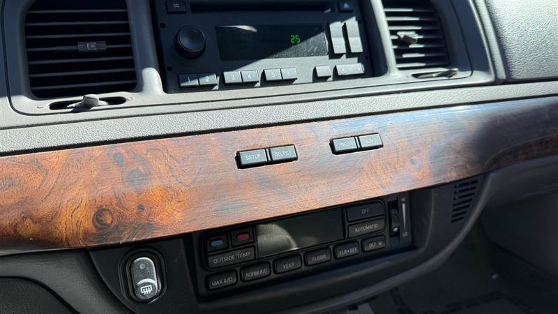 Used 2009 Mercury Grand Marquis LS RWD image 20